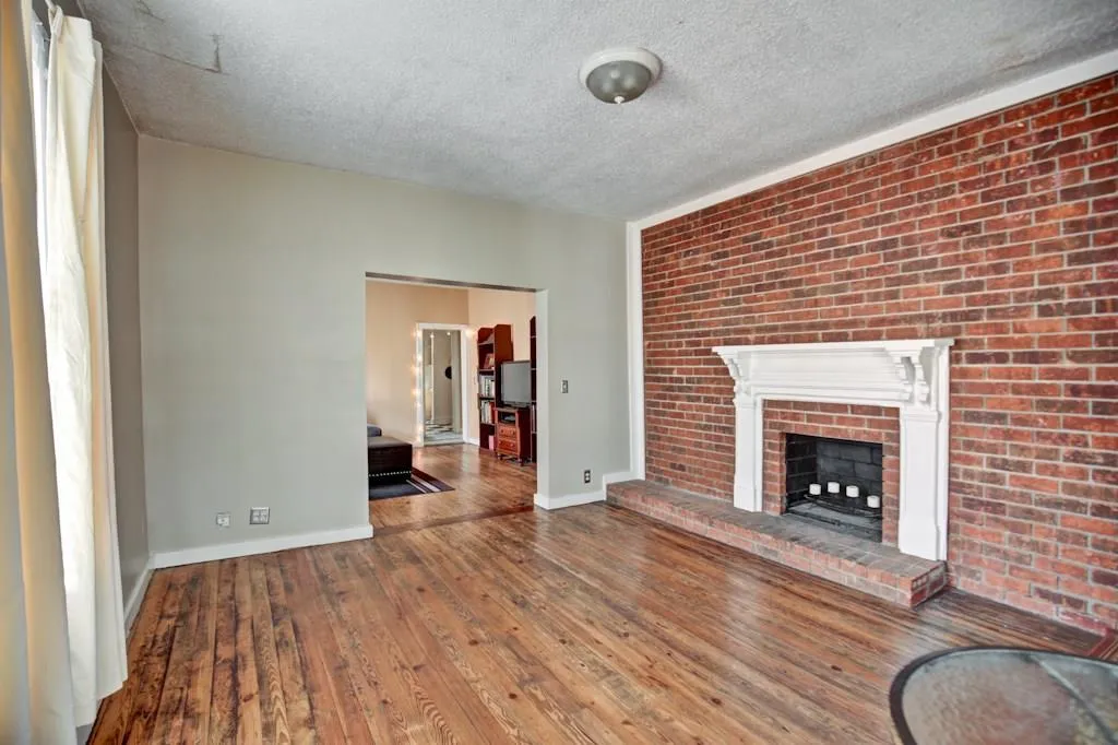955 Hall Place Nw, Atlanta, Georgia 30318, 3 Bedrooms Bedrooms, ,1 BathroomBathrooms,Residential,Sold,955 Hall Place Nw,5955241