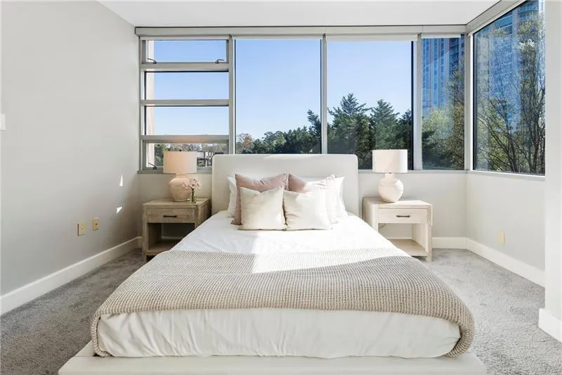 700 Park Regency Place Ne Unit 803, Atlanta, Georgia 30326, 2 Bedrooms Bedrooms, ,2 BathroomsBathrooms,Residential,For Sale,700 Park Regency Place Ne Unit 803,7546740