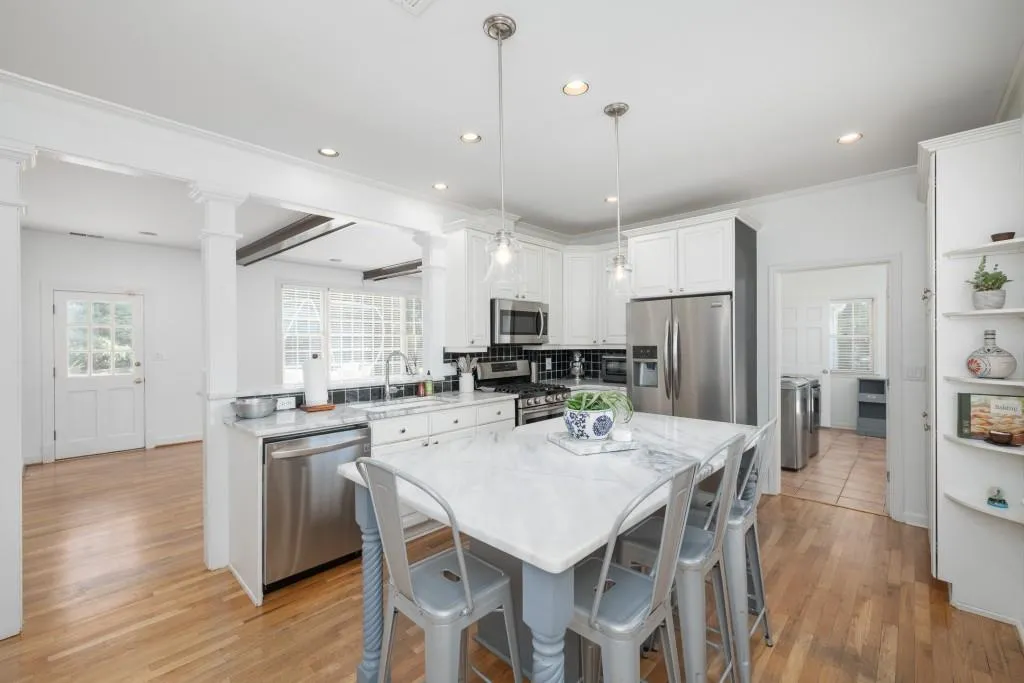 465 Cambridge Way, Sandy Springs, Georgia 30328, 4 Bedrooms Bedrooms, ,2 BathroomsBathrooms,Residential,Sold,465 Cambridge Way,7067377