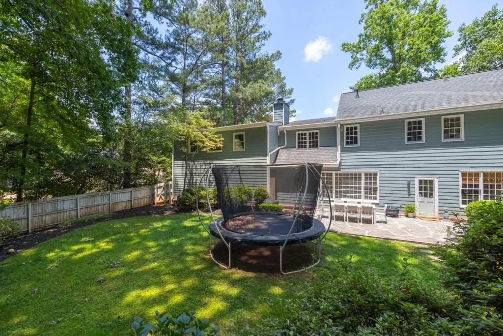 465 Cambridge Way, Sandy Springs, Georgia 30328, 4 Bedrooms Bedrooms, ,2 BathroomsBathrooms,Residential,Sold,465 Cambridge Way,7067377