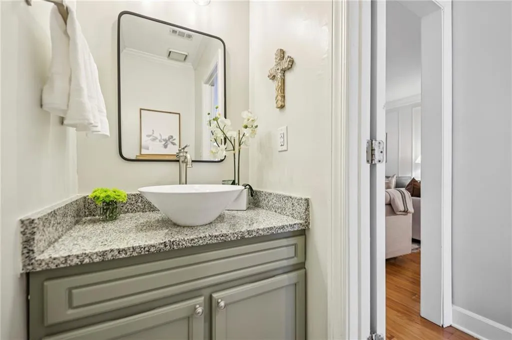 Powder Room