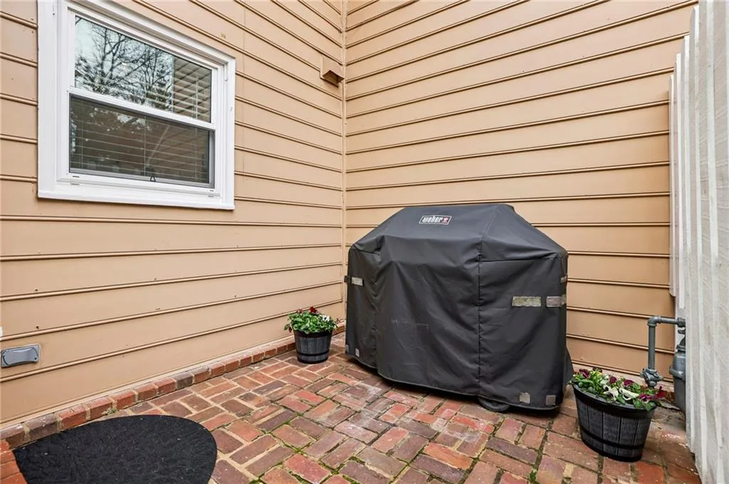 Inviting patio, perfect for grilling!