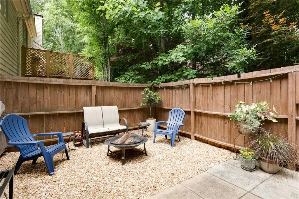 4 Westfair Court, Atlanta, Georgia 30328, 3 Bedrooms Bedrooms, ,2 BathroomsBathrooms,Residential,Sold,4 Westfair Court,6022063