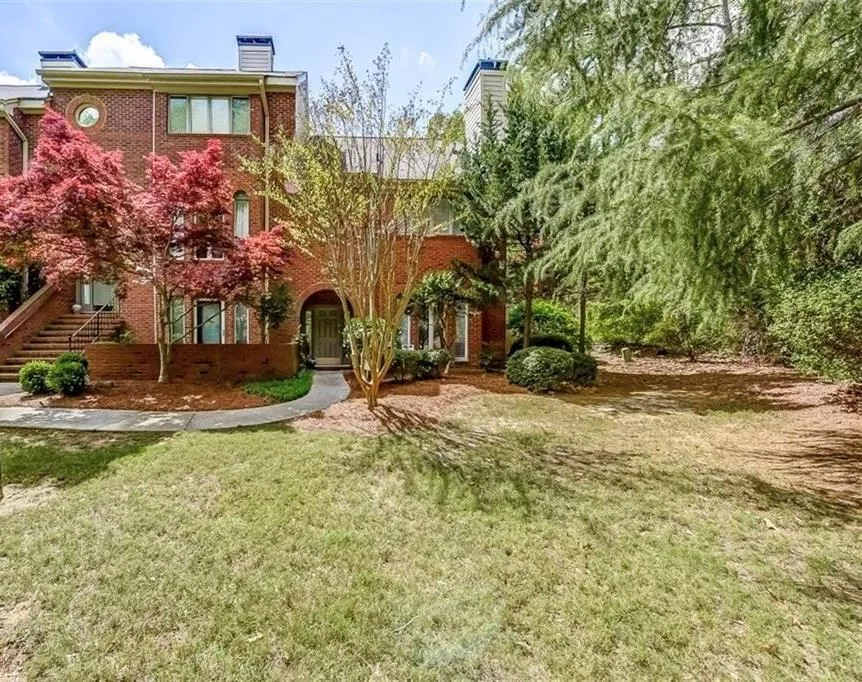 4 Westfair Court, Atlanta, Georgia 30328, 3 Bedrooms Bedrooms, ,2 BathroomsBathrooms,Residential,Sold,4 Westfair Court,6022063