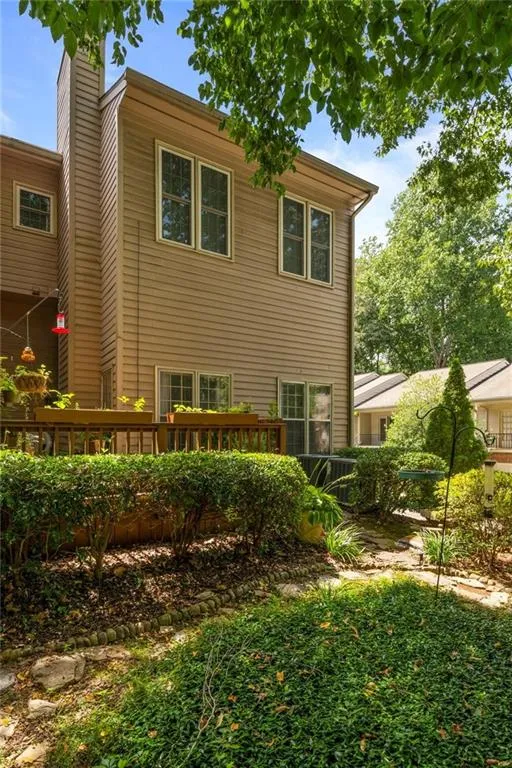 501 Brandywine Circle, Sandy Springs, Georgia 30350, 3 Bedrooms Bedrooms, ,2 BathroomsBathrooms,Residential,Sold,501 Brandywine Circle,6849930