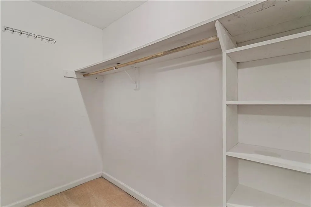 501 Brandywine Circle, Sandy Springs, Georgia 30350, 3 Bedrooms Bedrooms, ,2 BathroomsBathrooms,Residential,Sold,501 Brandywine Circle,6849930