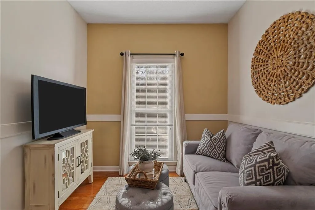 501 Brandywine Circle, Sandy Springs, Georgia 30350, 3 Bedrooms Bedrooms, ,2 BathroomsBathrooms,Residential,Sold,501 Brandywine Circle,6849930