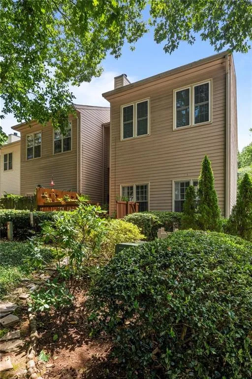 501 Brandywine Circle, Sandy Springs, Georgia 30350, 3 Bedrooms Bedrooms, ,2 BathroomsBathrooms,Residential,Sold,501 Brandywine Circle,6849930