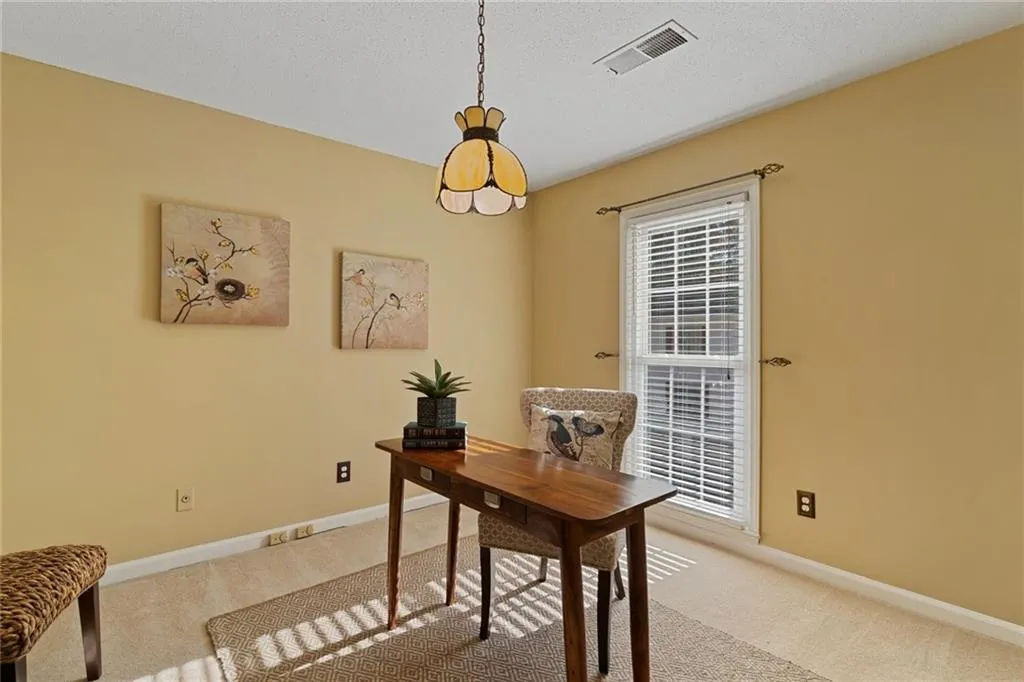 501 Brandywine Circle, Sandy Springs, Georgia 30350, 3 Bedrooms Bedrooms, ,2 BathroomsBathrooms,Residential,Sold,501 Brandywine Circle,6849930