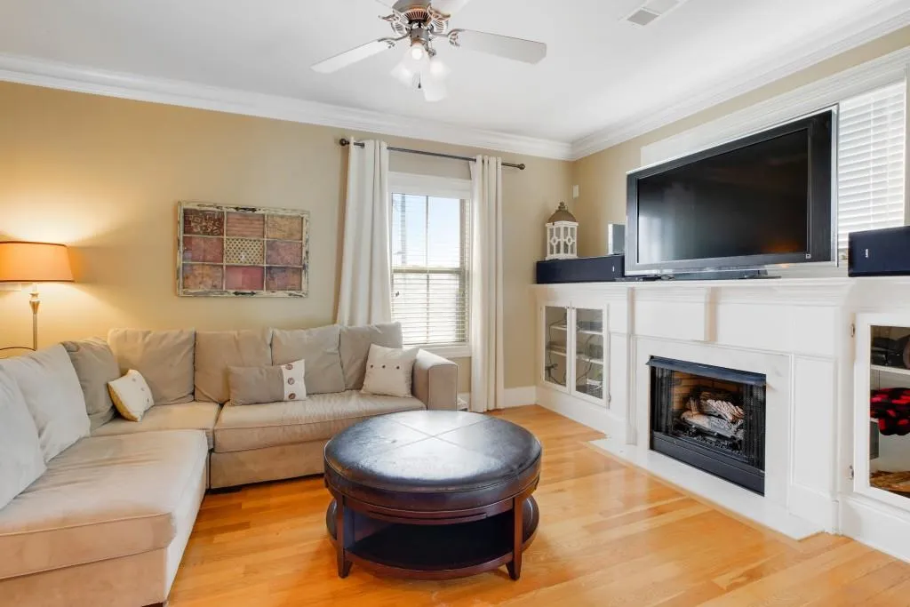 218 Le Gran View, Atlanta, Georgia 30328, 2 Bedrooms Bedrooms, ,2 BathroomsBathrooms,Residential,Sold,218 Le Gran View,6776364