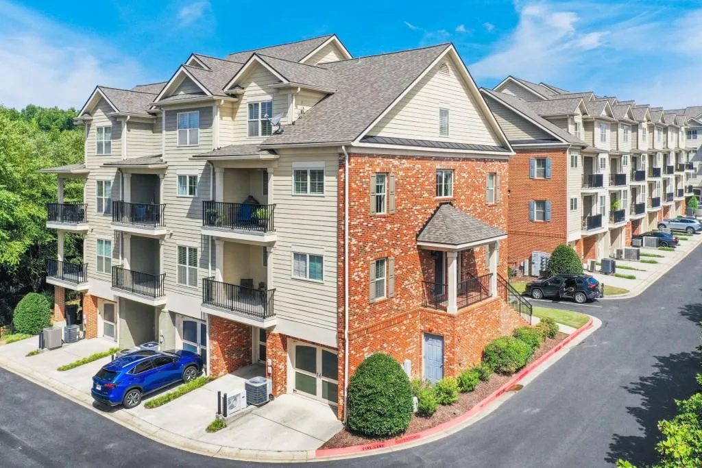 218 Le Gran View, Atlanta, Georgia 30328, 2 Bedrooms Bedrooms, ,2 BathroomsBathrooms,Residential,Sold,218 Le Gran View,6776364