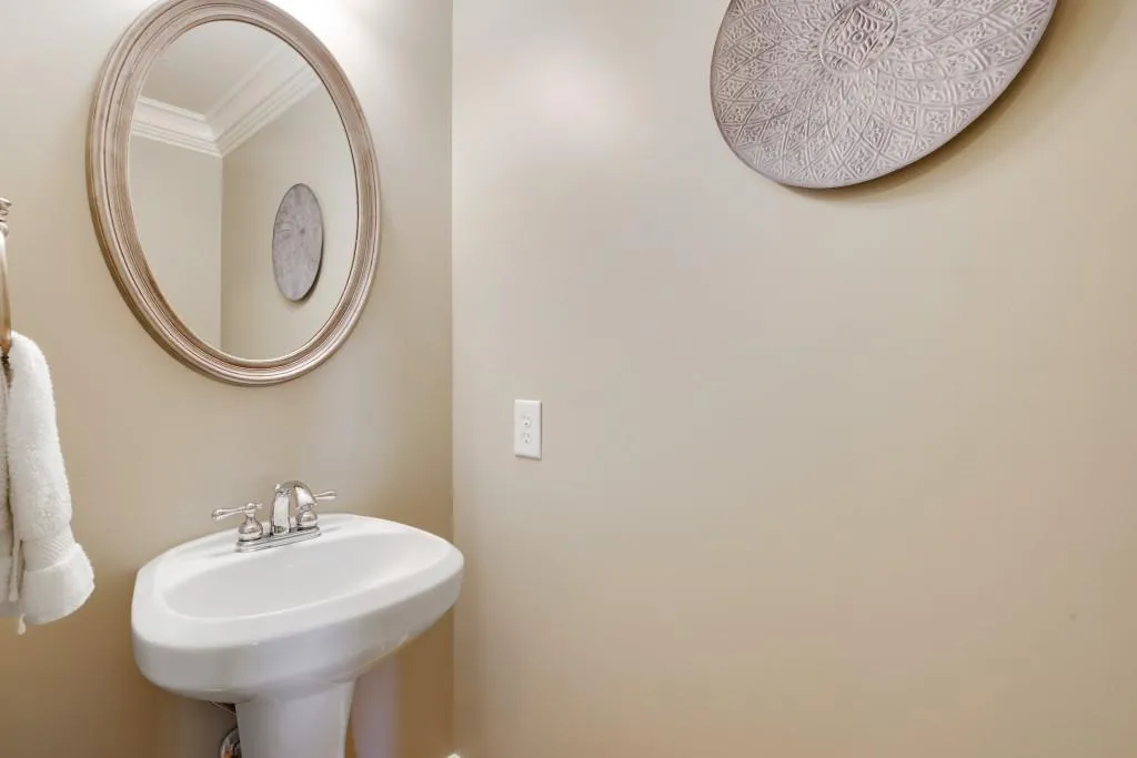 218 Le Gran View, Atlanta, Georgia 30328, 2 Bedrooms Bedrooms, ,2 BathroomsBathrooms,Residential,Sold,218 Le Gran View,6776364