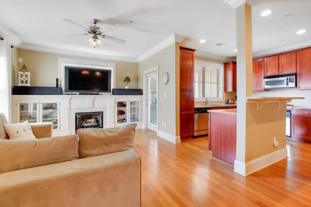 218 Le Gran View, Atlanta, Georgia 30328, 2 Bedrooms Bedrooms, ,2 BathroomsBathrooms,Residential,Sold,218 Le Gran View,6776364