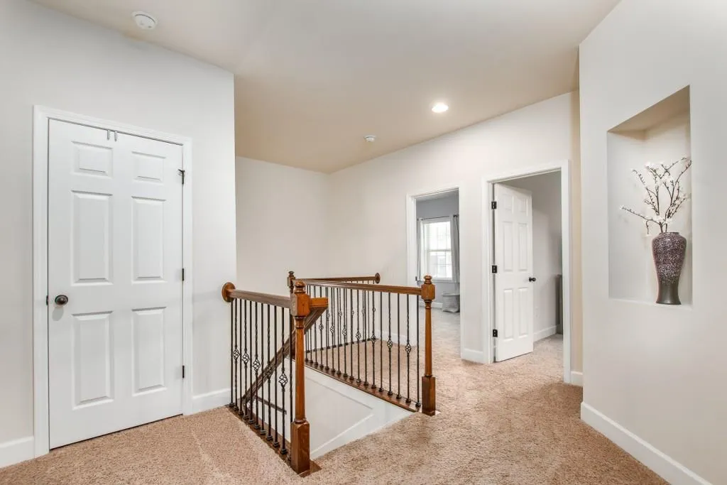 124 Barkley Lane, Sandy Springs, Georgia 30328, 3 Bedrooms Bedrooms, ,3 BathroomsBathrooms,Residential,Sold,124 Barkley Lane,5905276