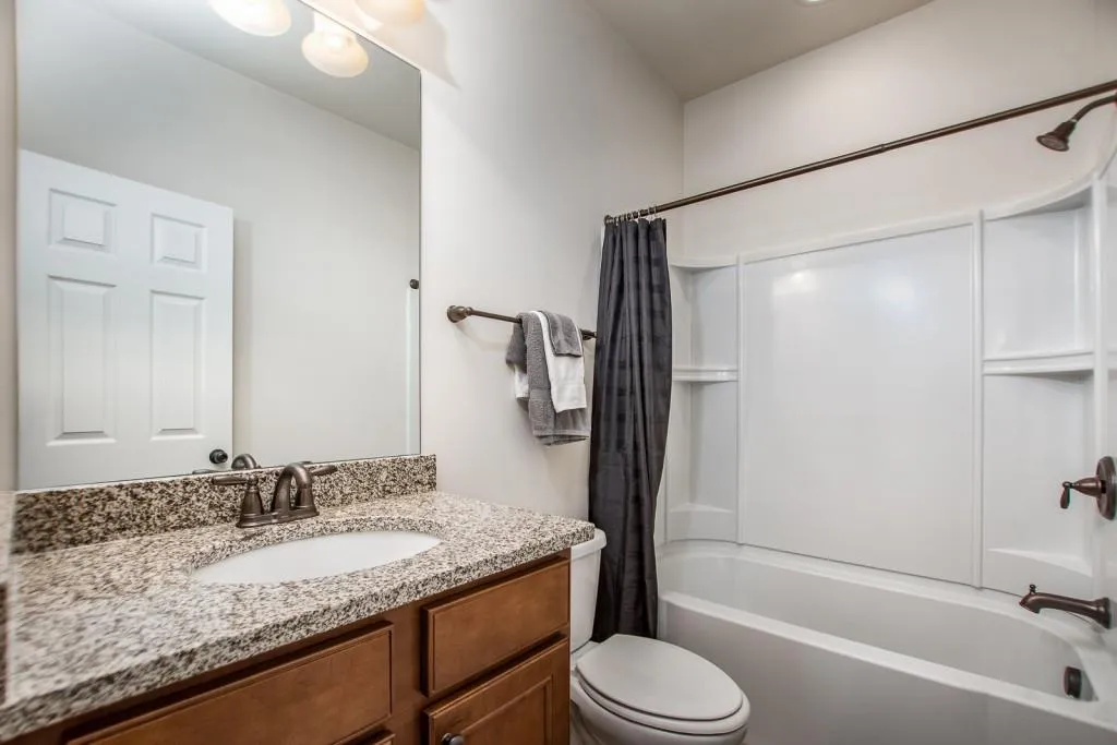 124 Barkley Lane, Sandy Springs, Georgia 30328, 3 Bedrooms Bedrooms, ,3 BathroomsBathrooms,Residential,Sold,124 Barkley Lane,5905276