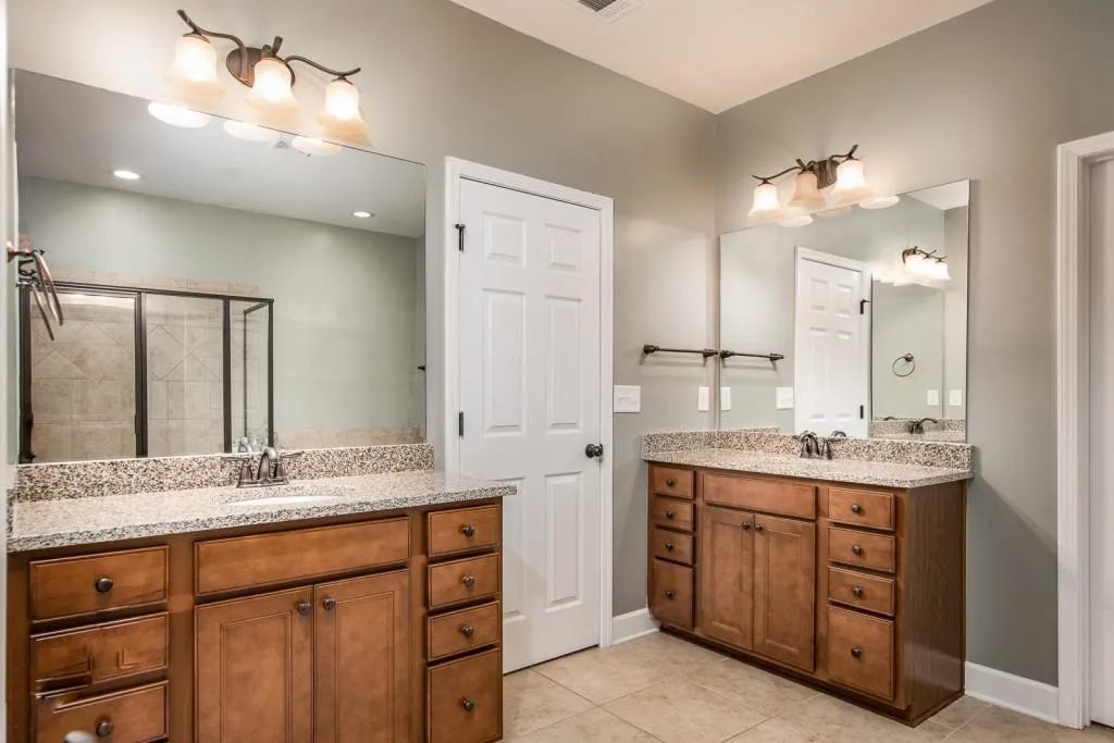 124 Barkley Lane, Sandy Springs, Georgia 30328, 3 Bedrooms Bedrooms, ,3 BathroomsBathrooms,Residential,Sold,124 Barkley Lane,5905276