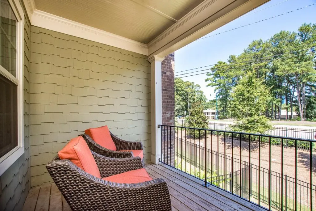 124 Barkley Lane, Sandy Springs, Georgia 30328, 3 Bedrooms Bedrooms, ,3 BathroomsBathrooms,Residential,Sold,124 Barkley Lane,5905276
