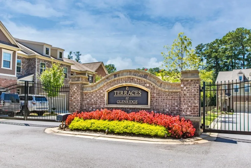 124 Barkley Lane, Sandy Springs, Georgia 30328, 3 Bedrooms Bedrooms, ,3 BathroomsBathrooms,Residential,Sold,124 Barkley Lane,5905276