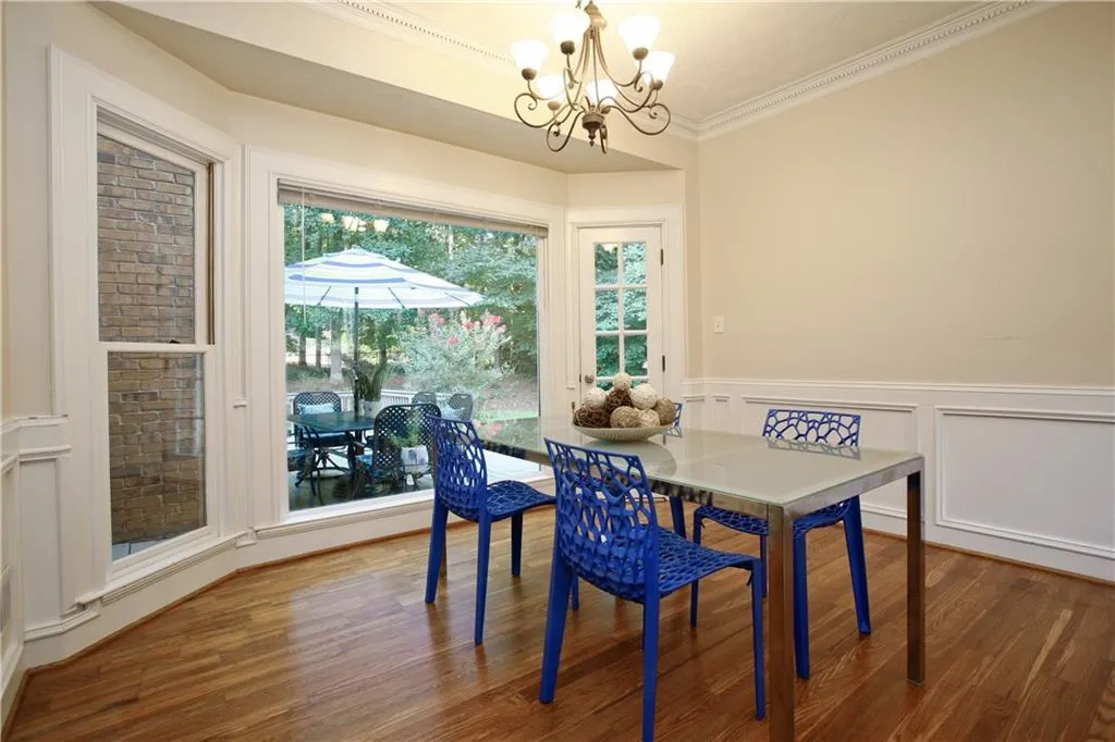 5025 Oak Bluff Court, Sandy Springs, Georgia 30350, 6 Bedrooms Bedrooms, ,4 BathroomsBathrooms,Residential,Sold,5025 Oak Bluff Court,6049727