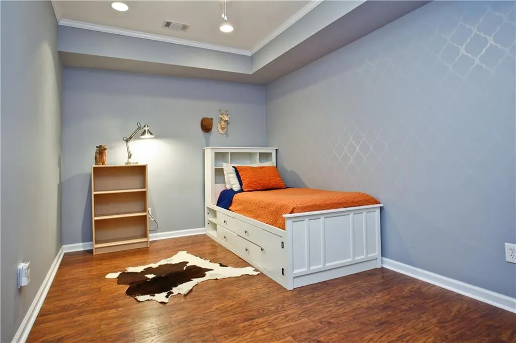 5025 Oak Bluff Court, Sandy Springs, Georgia 30350, 6 Bedrooms Bedrooms, ,4 BathroomsBathrooms,Residential,Sold,5025 Oak Bluff Court,6049727