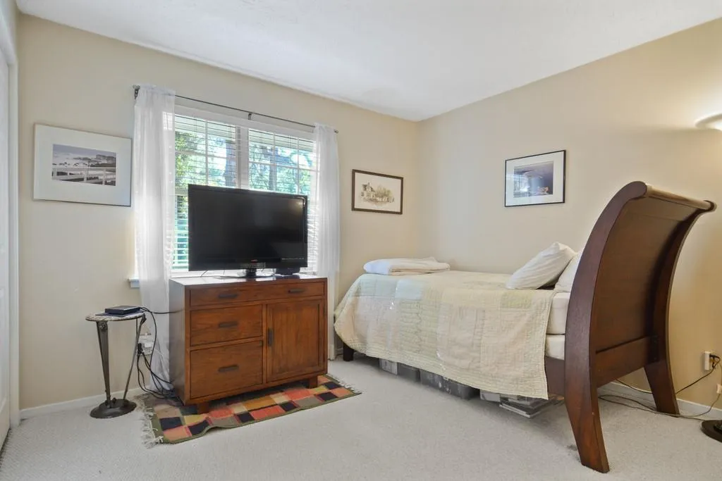 6802 Glenridge Drive Unit C, Atlanta, Georgia 30328, 2 Bedrooms Bedrooms, ,2 BathroomsBathrooms,Residential,Sold,6802 Glenridge Drive Unit C,6816907