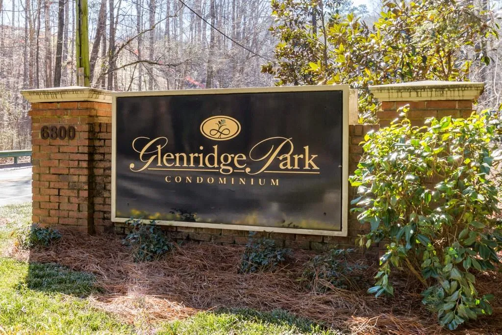 6802 Glenridge Drive Unit C, Atlanta, Georgia 30328, 2 Bedrooms Bedrooms, ,2 BathroomsBathrooms,Residential,Sold,6802 Glenridge Drive Unit C,6816907