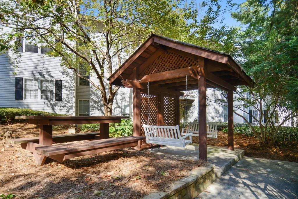 6802 Glenridge Drive Unit C, Atlanta, Georgia 30328, 2 Bedrooms Bedrooms, ,2 BathroomsBathrooms,Residential,Sold,6802 Glenridge Drive Unit C,6816907