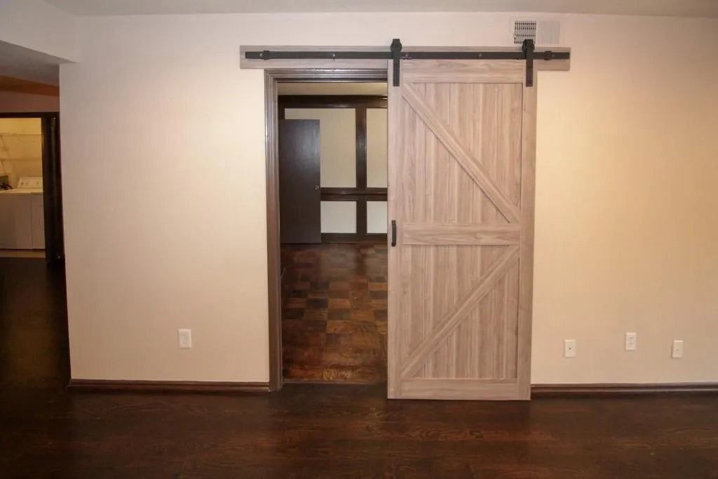 6851 Roswell Road Unit D-11, Sandy Springs, Georgia 30328, 3 Bedrooms Bedrooms, ,2 BathroomsBathrooms,Residential,Sold,6851 Roswell Road Unit D-11,5967743