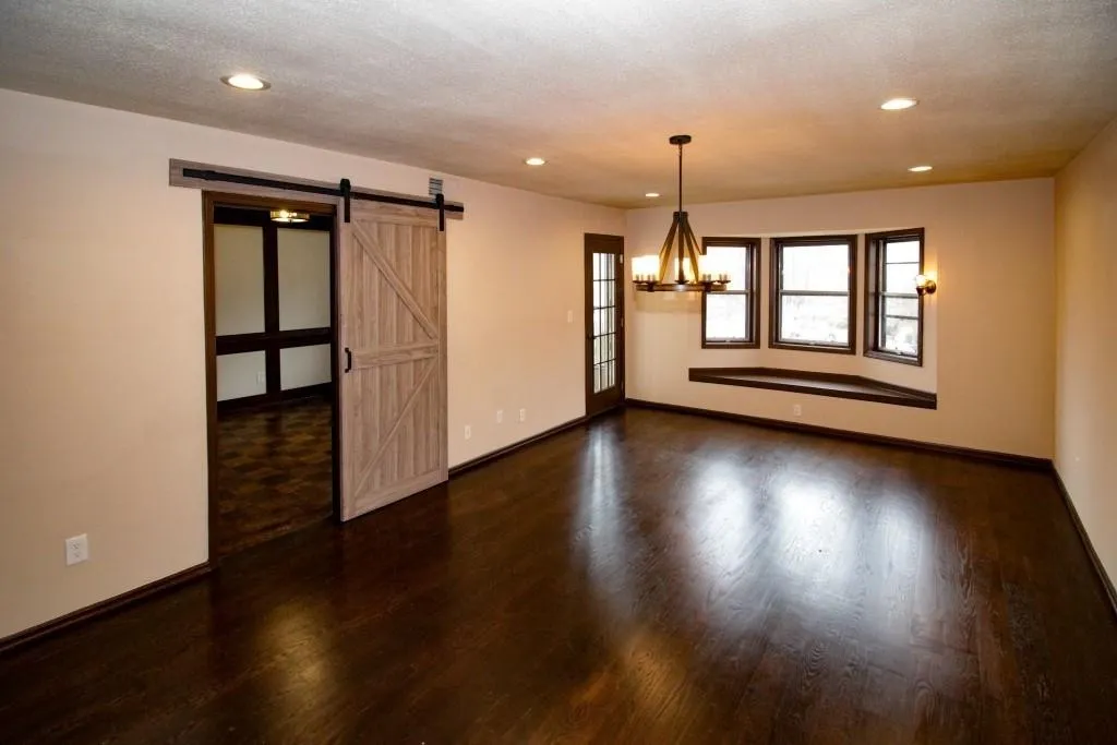 6851 Roswell Road Unit D-11, Sandy Springs, Georgia 30328, 3 Bedrooms Bedrooms, ,2 BathroomsBathrooms,Residential,Sold,6851 Roswell Road Unit D-11,5967743