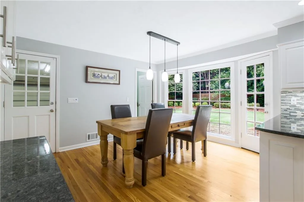 220 Glen Meadow Court, Sandy Springs, Georgia 30328, 4 Bedrooms Bedrooms, ,4 BathroomsBathrooms,Residential,Sold,220 Glen Meadow Court,6897969