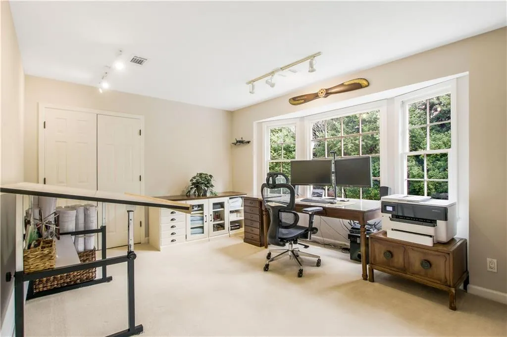 220 Glen Meadow Court, Sandy Springs, Georgia 30328, 4 Bedrooms Bedrooms, ,4 BathroomsBathrooms,Residential,Sold,220 Glen Meadow Court,6897969