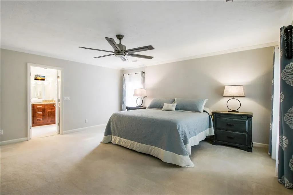 220 Glen Meadow Court, Sandy Springs, Georgia 30328, 4 Bedrooms Bedrooms, ,4 BathroomsBathrooms,Residential,Sold,220 Glen Meadow Court,6897969