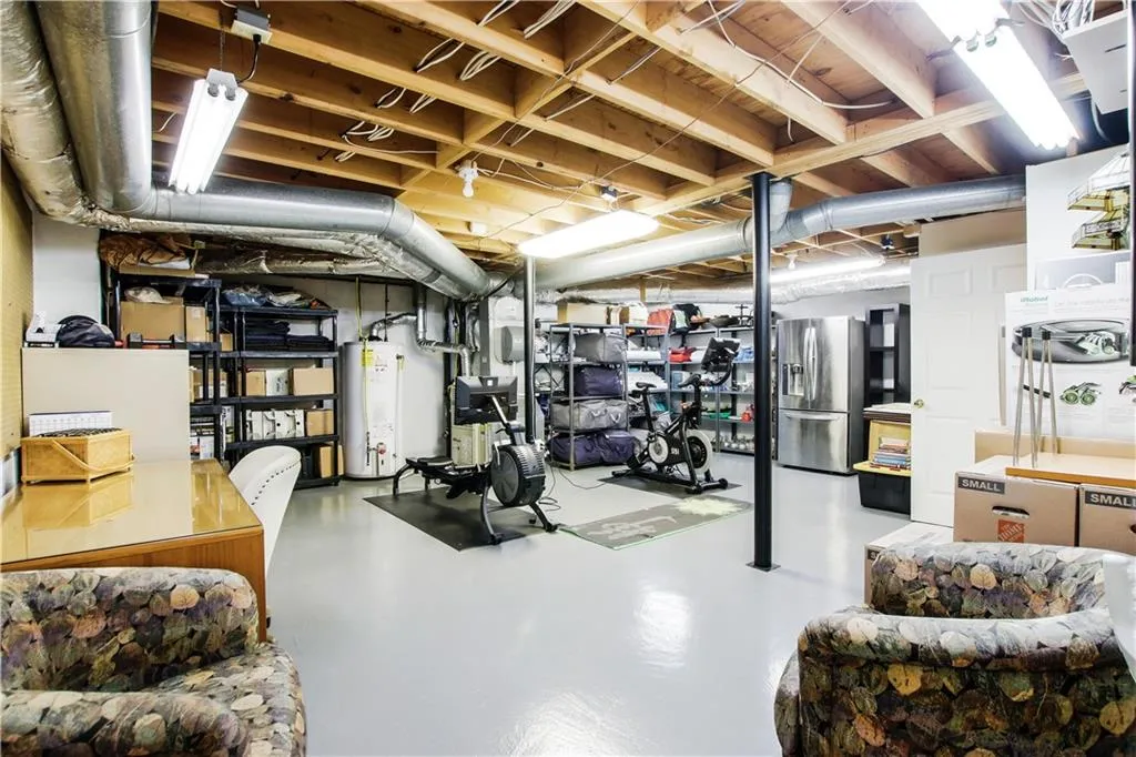 220 Glen Meadow Court, Sandy Springs, Georgia 30328, 4 Bedrooms Bedrooms, ,4 BathroomsBathrooms,Residential,Sold,220 Glen Meadow Court,6897969