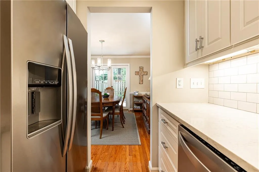 4620 Wieuca Road Ne Unit 25, Atlanta, Georgia 30342, 3 Bedrooms Bedrooms, ,2 BathroomsBathrooms,Residential,For Sale,4620 Wieuca Road Ne Unit 25,7671453