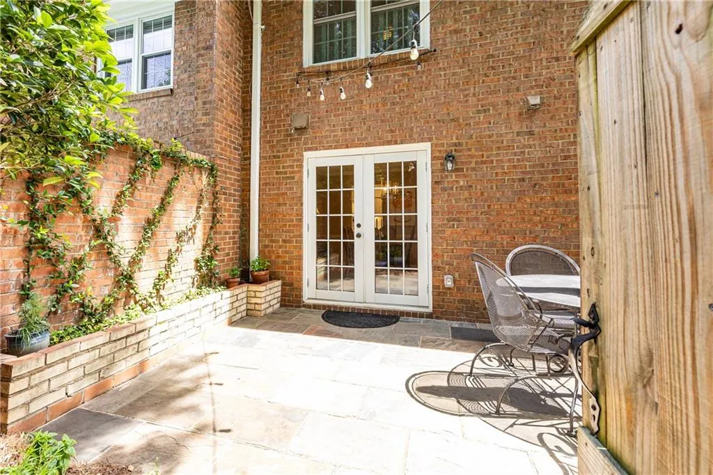 4620 Wieuca Road Ne Unit 25, Atlanta, Georgia 30342, 3 Bedrooms Bedrooms, ,2 BathroomsBathrooms,Residential,For Sale,4620 Wieuca Road Ne Unit 25,7671453