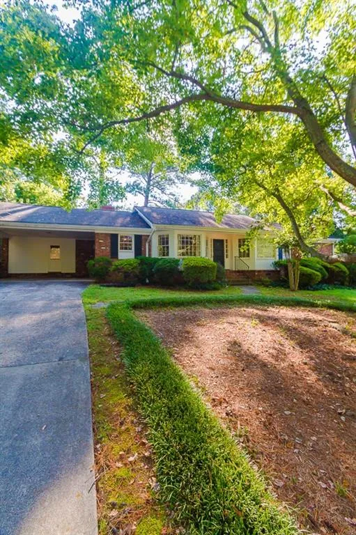 3305 Pine Meadow Road, Atlanta, Georgia 30327, 3 Bedrooms Bedrooms, ,2 BathroomsBathrooms,Residential,Sold,3305 Pine Meadow Road,5777825