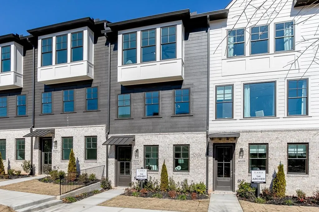 6615 Beacon Drive Unit 347, Sandy Springs, Georgia 30328, 3 Bedrooms Bedrooms, ,3 BathroomsBathrooms,Residential,Sold,6615 Beacon Drive Unit 347,6968439