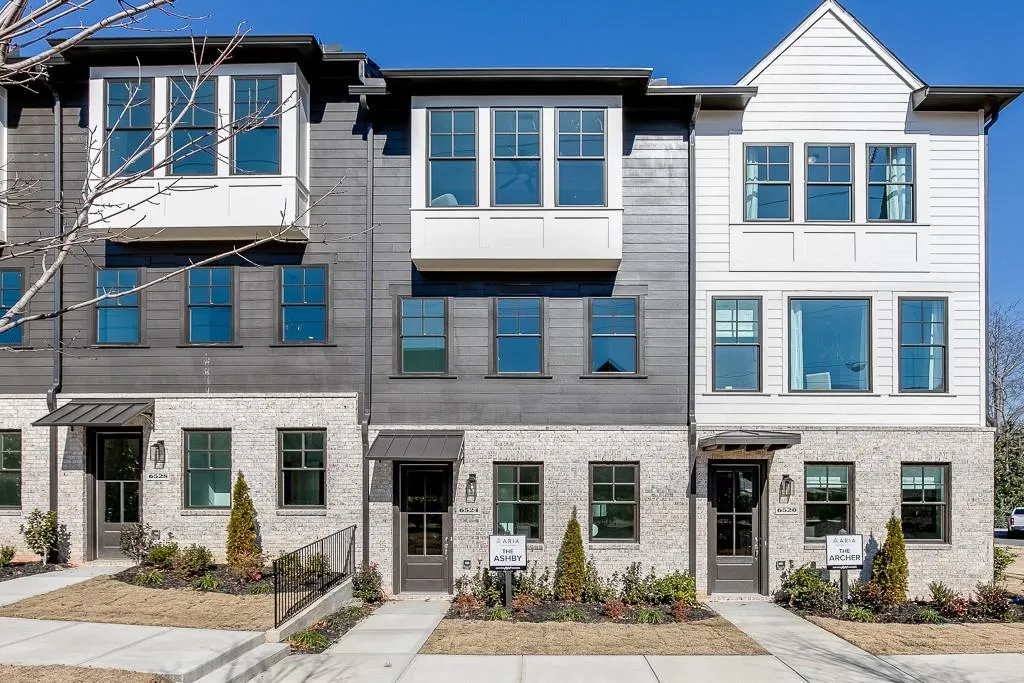 6615 Beacon Drive Unit 347, Sandy Springs, Georgia 30328, 3 Bedrooms Bedrooms, ,3 BathroomsBathrooms,Residential,Sold,6615 Beacon Drive Unit 347,6968439