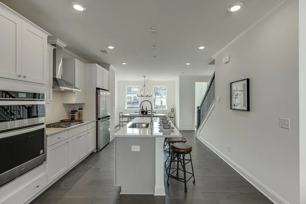 6615 Beacon Drive Unit 347, Sandy Springs, Georgia 30328, 3 Bedrooms Bedrooms, ,3 BathroomsBathrooms,Residential,Sold,6615 Beacon Drive Unit 347,6968439