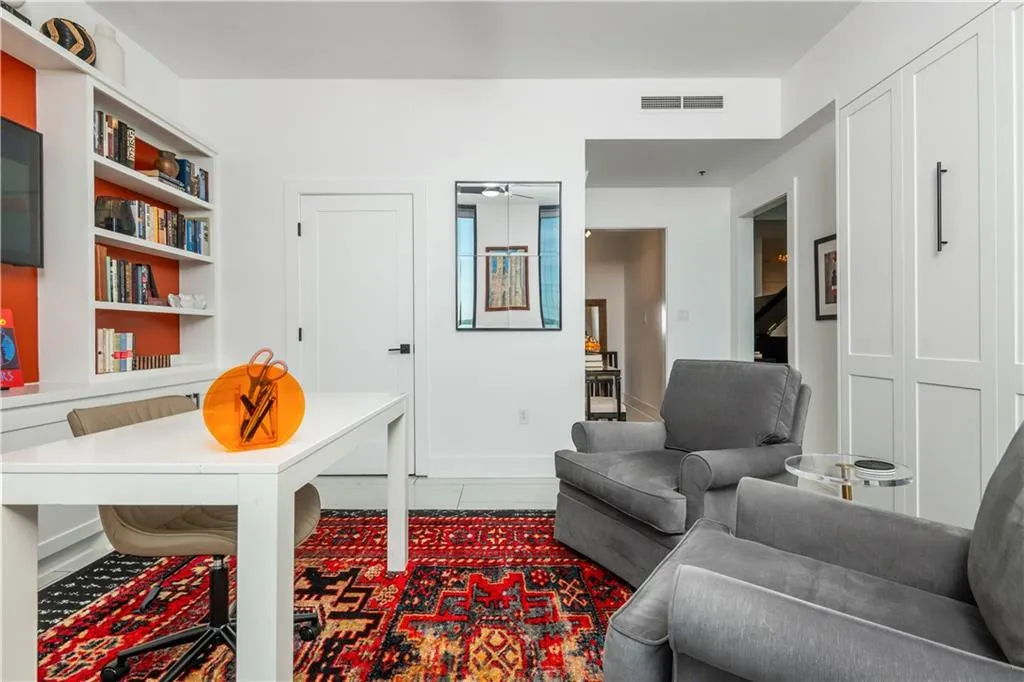 2870 Pharr Court South Nw Unit 3004, Atlanta, Georgia 30305, 2 Bedrooms Bedrooms, 0 ,2 BathroomsBathrooms,Residential,For Sale,2870 Pharr Court South Nw Unit 3004,7778600