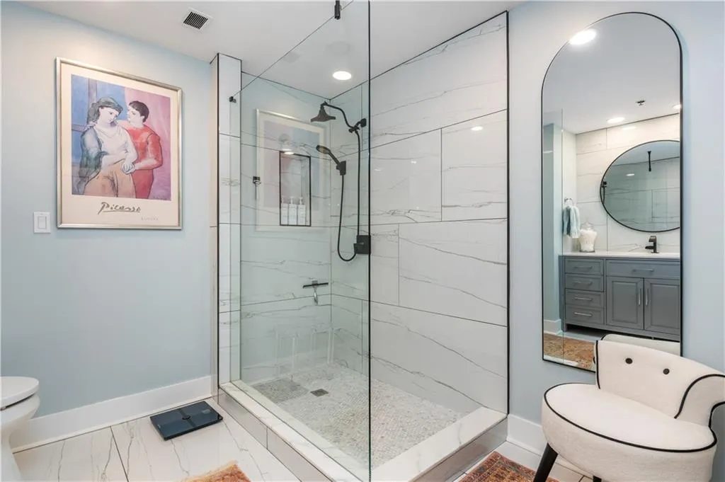 2870 Pharr Court South Nw Unit 3004, Atlanta, Georgia 30305, 2 Bedrooms Bedrooms, 0 ,2 BathroomsBathrooms,Residential,For Sale,2870 Pharr Court South Nw Unit 3004,7778600