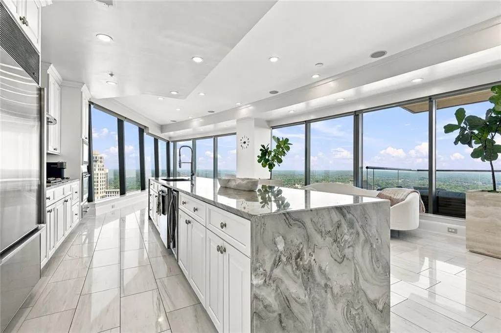 Kitchen with amazing views
