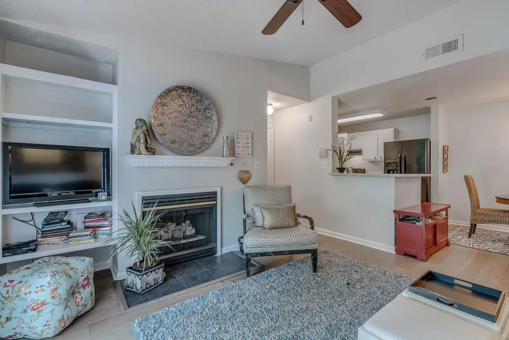 330 Granville Court, Sandy Springs, Georgia 30328, 1 Bedroom Bedrooms, ,1 BathroomBathrooms,Residential,Sold,330 Granville Court,6063465