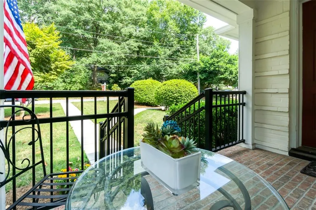 1830 Fernwood Road Nw, Atlanta, Georgia 30318, 3 Bedrooms Bedrooms, ,2 BathroomsBathrooms,Residential,Sold,1830 Fernwood Road Nw,5728850