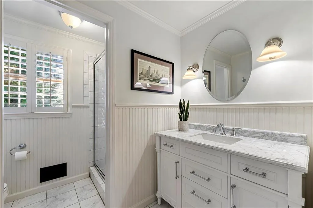 4720 Powers Ferry Road Nw, Sandy Springs, Georgia 30327, 4 Bedrooms Bedrooms, ,3 BathroomsBathrooms,Residential,Sold,4720 Powers Ferry Road Nw,7146321