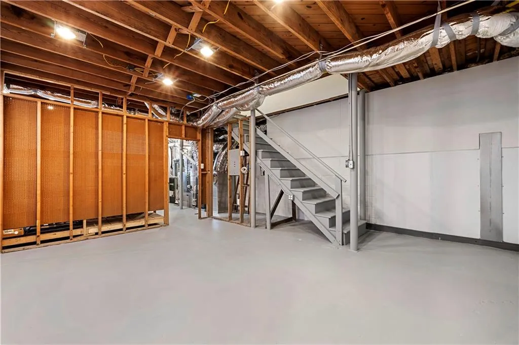 4720 Powers Ferry Road Nw, Sandy Springs, Georgia 30327, 4 Bedrooms Bedrooms, ,3 BathroomsBathrooms,Residential,Sold,4720 Powers Ferry Road Nw,7146321