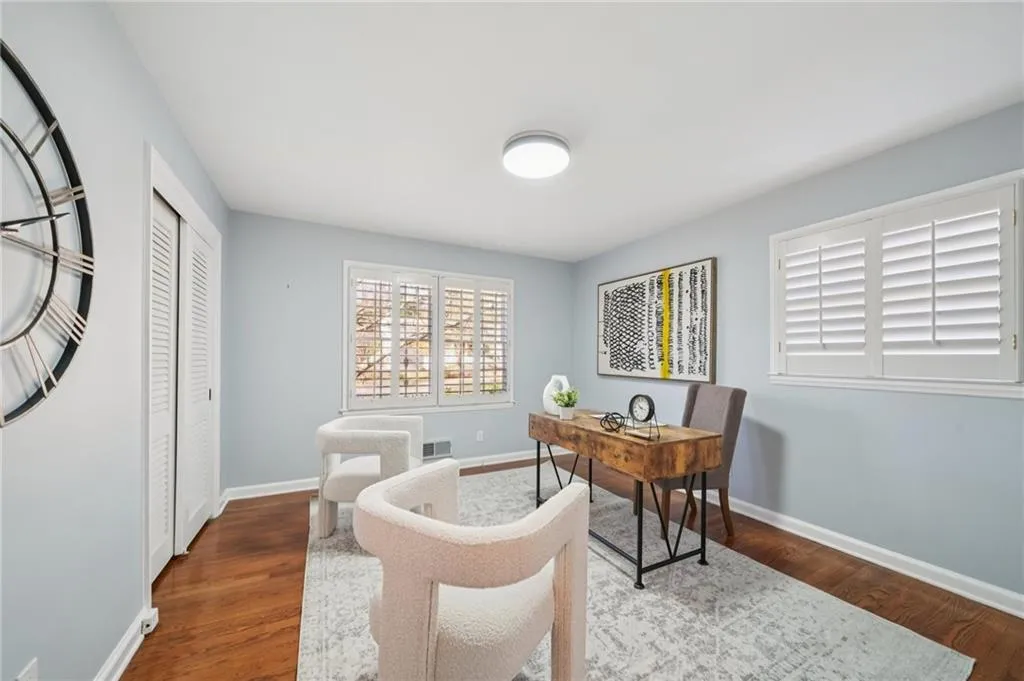 5795 Timberlane Terrace, Atlanta, Georgia 30328, 3 Bedrooms Bedrooms, ,2 BathroomsBathrooms,Residential,For Sale,5795 Timberlane Terrace,7693214