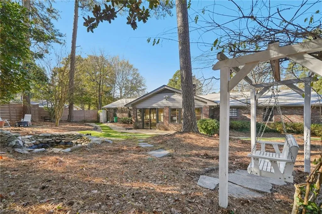 5795 Timberlane Terrace, Atlanta, Georgia 30328, 3 Bedrooms Bedrooms, ,2 BathroomsBathrooms,Residential,For Sale,5795 Timberlane Terrace,7693214