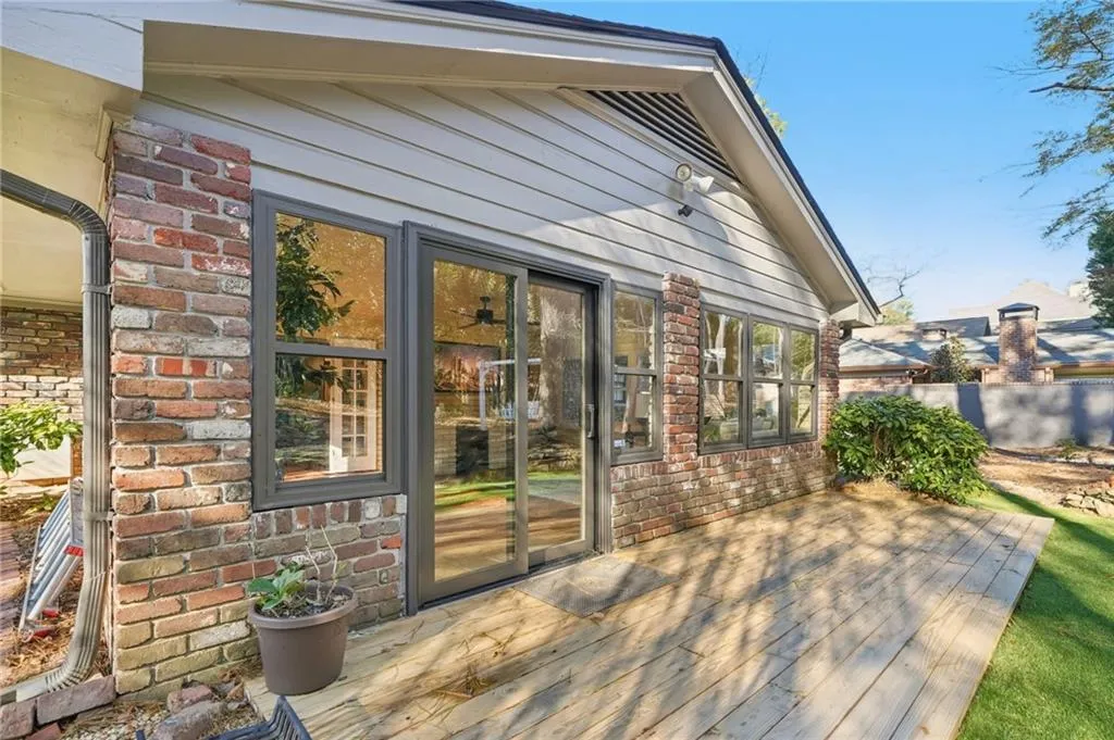 5795 Timberlane Terrace, Atlanta, Georgia 30328, 3 Bedrooms Bedrooms, ,2 BathroomsBathrooms,Residential,For Sale,5795 Timberlane Terrace,7693214