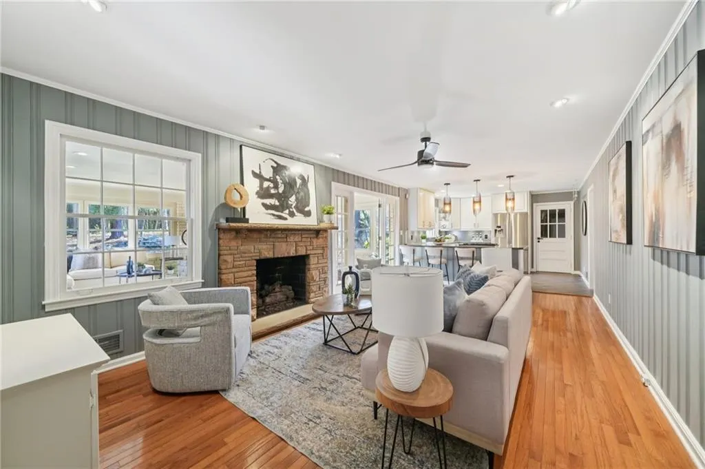 5795 Timberlane Terrace, Atlanta, Georgia 30328, 3 Bedrooms Bedrooms, ,2 BathroomsBathrooms,Residential,For Sale,5795 Timberlane Terrace,7693214